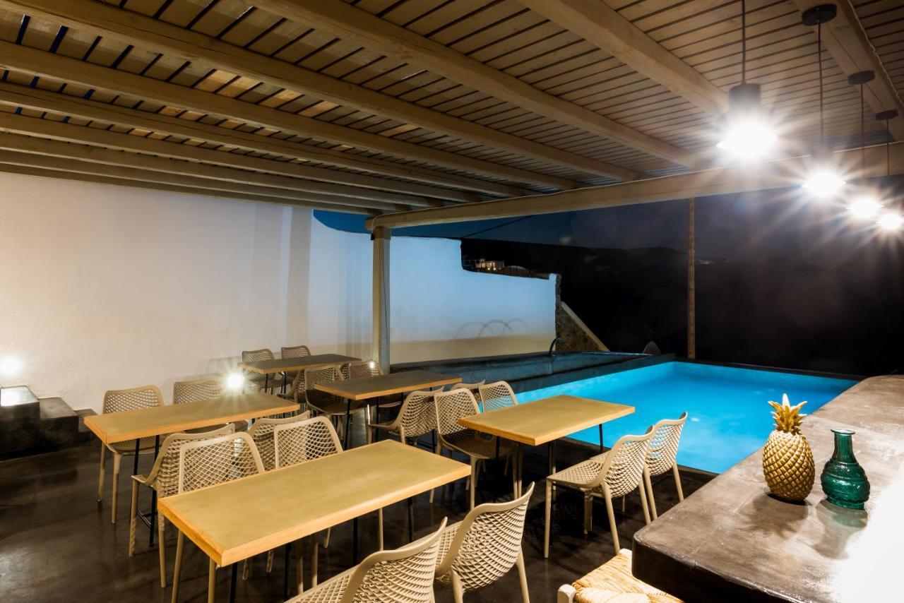 Sea Rock & Sky Private Residence Merchia Beach Extérieur photo